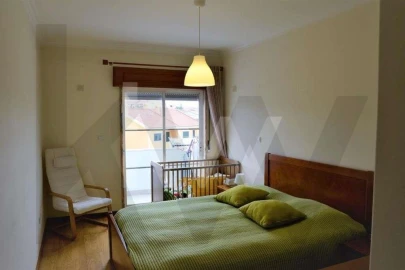 Apartamento T2 para Arrendamento em Algueirão-Mem Martins