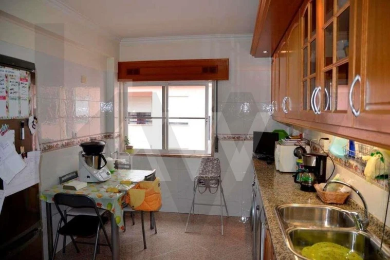 Apartamento T2 para Arrendamento em Algueirão-Mem Martins Foto 11