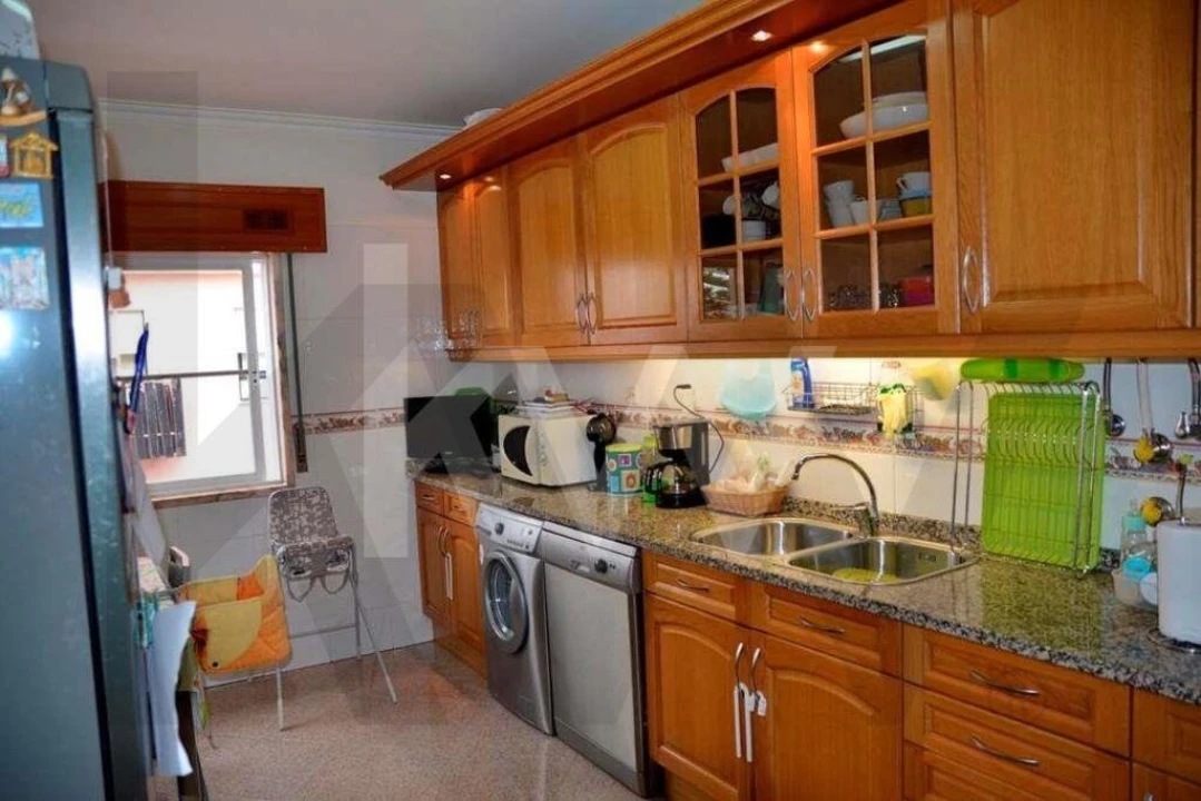 Apartamento T2 para Arrendamento em Algueirão-Mem Martins Foto 13