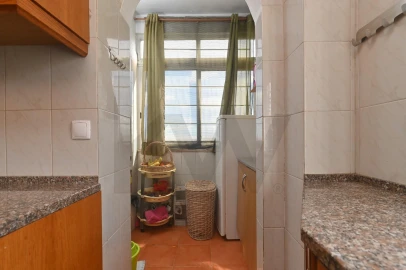 Apartamento T3 para Venda em Massamá e Monte Abraão