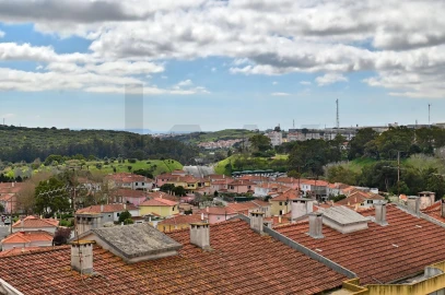 Apartamento T3 para Venda em Massamá e Monte Abraão