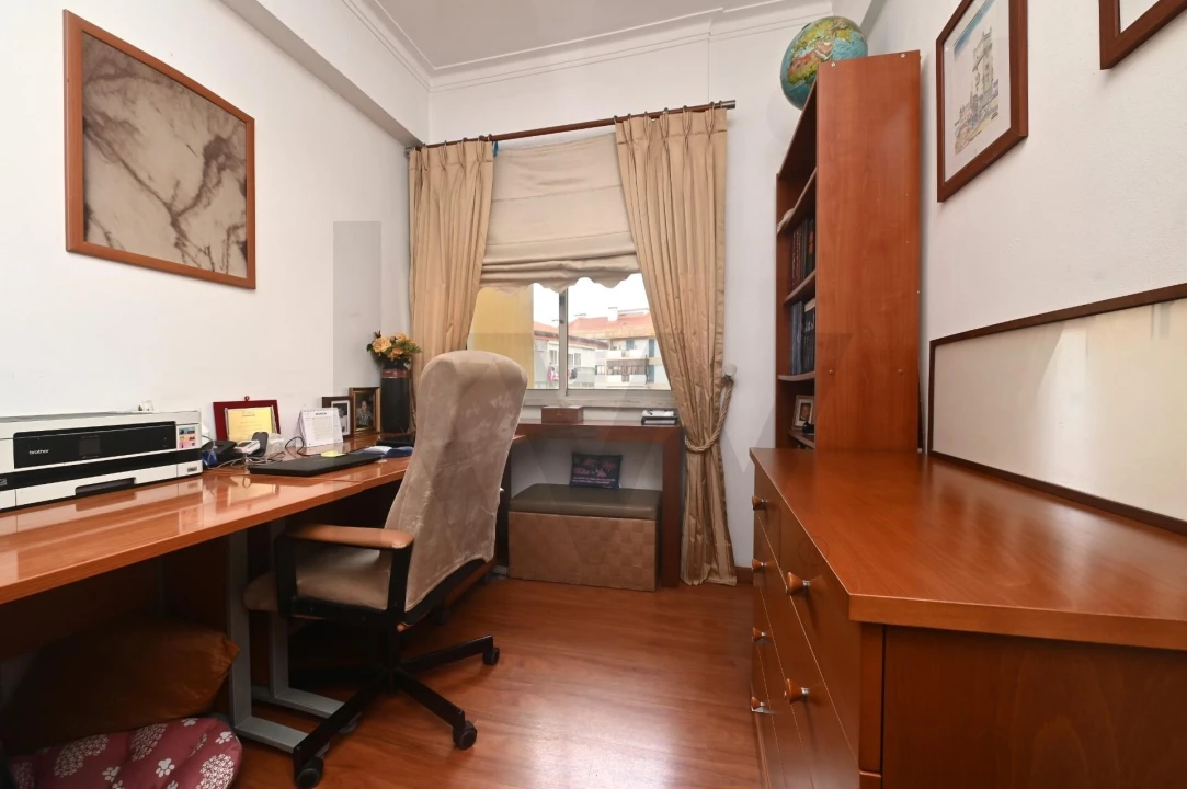 Apartamento T3 para Venda em Massamá e Monte Abraão Foto 7