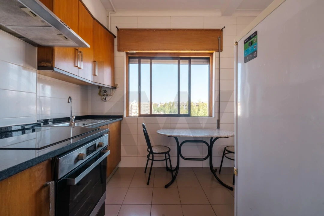 Apartamento T1 para Venda em Viseu Foto 9