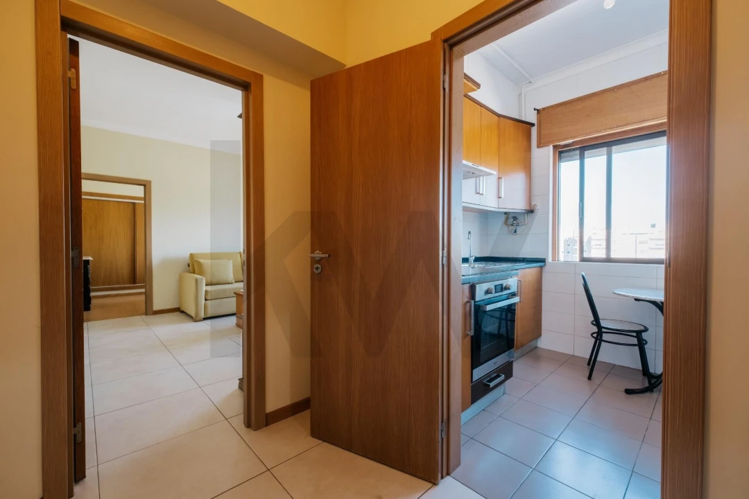 Apartamento T1 para Venda em Viseu Foto 4