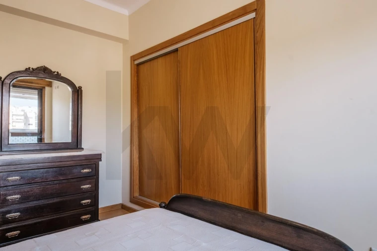 Apartamento T1 para Venda em Viseu Foto 23