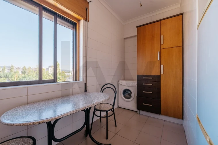 Apartamento T1 para Venda em Viseu Foto 11