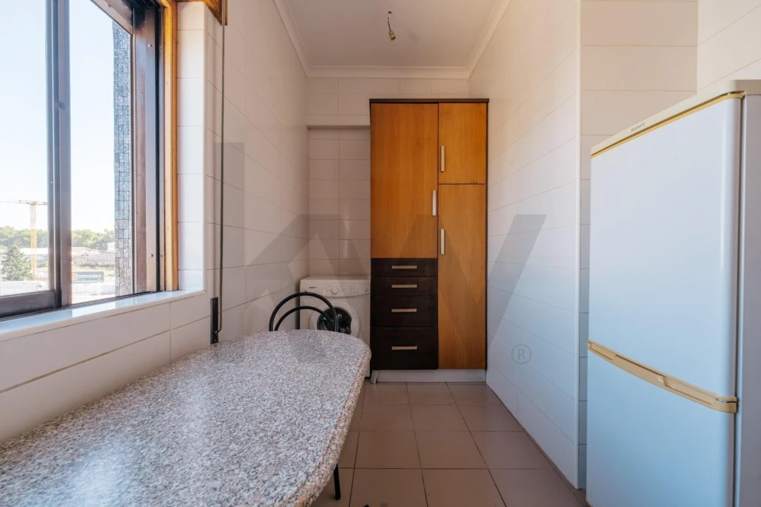 Apartamento T1 para Venda em Viseu Foto 13