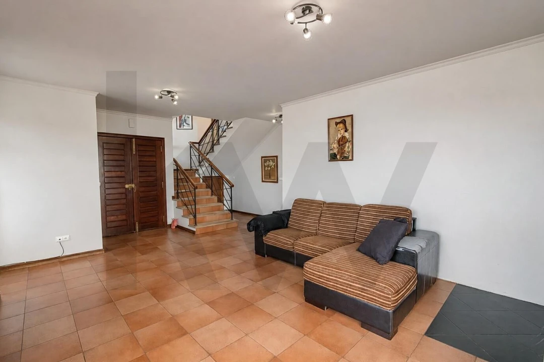 Moradia T3 para Venda em Porto Moniz Foto 32