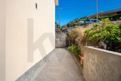 Moradia T3 para Venda em Porto Moniz