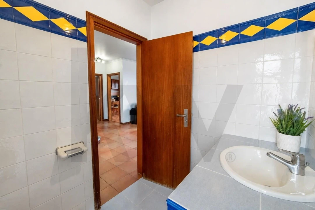 Moradia T3 para Venda em Porto Moniz Foto 43