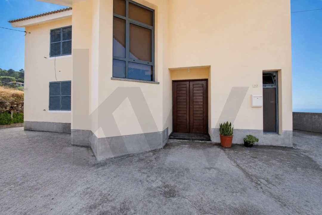 Moradia T3 para Venda em Porto Moniz Foto 34