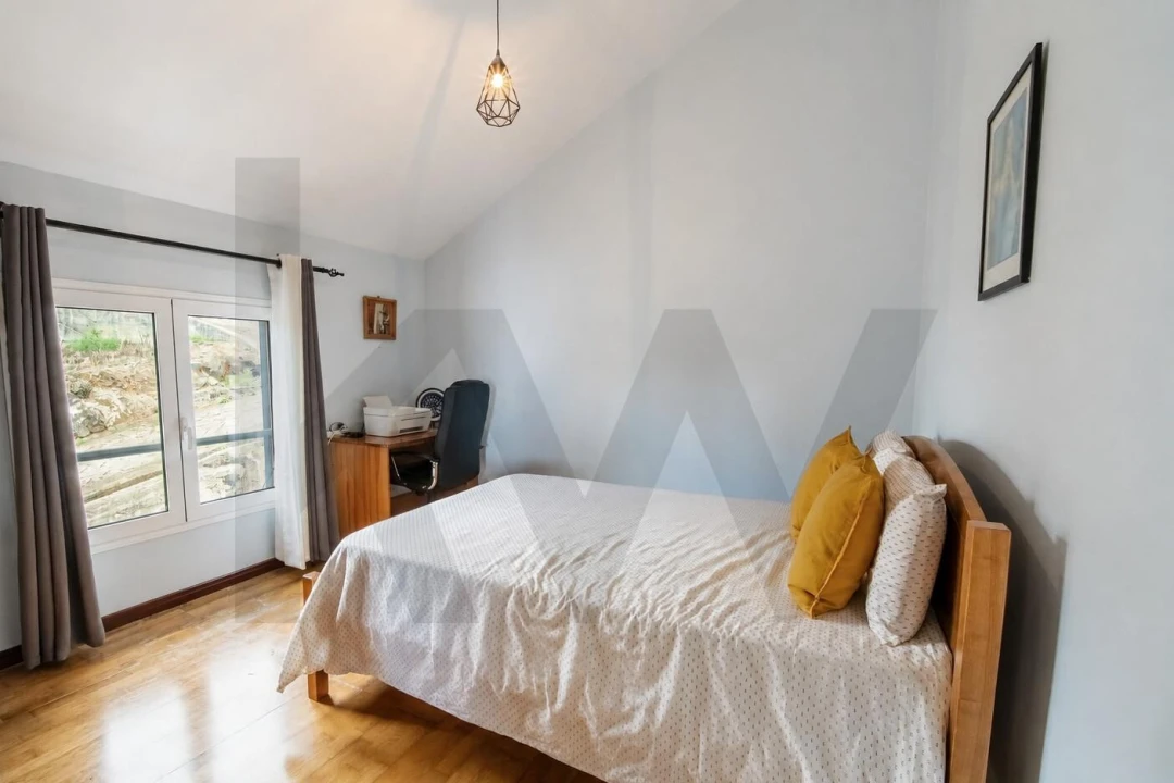 Moradia T3 para Venda em Porto Moniz Foto 10