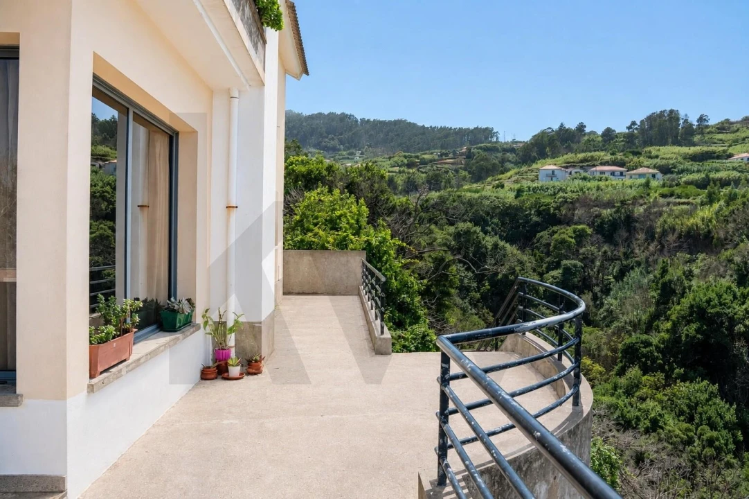Moradia T3 para Venda em Porto Moniz Foto 28