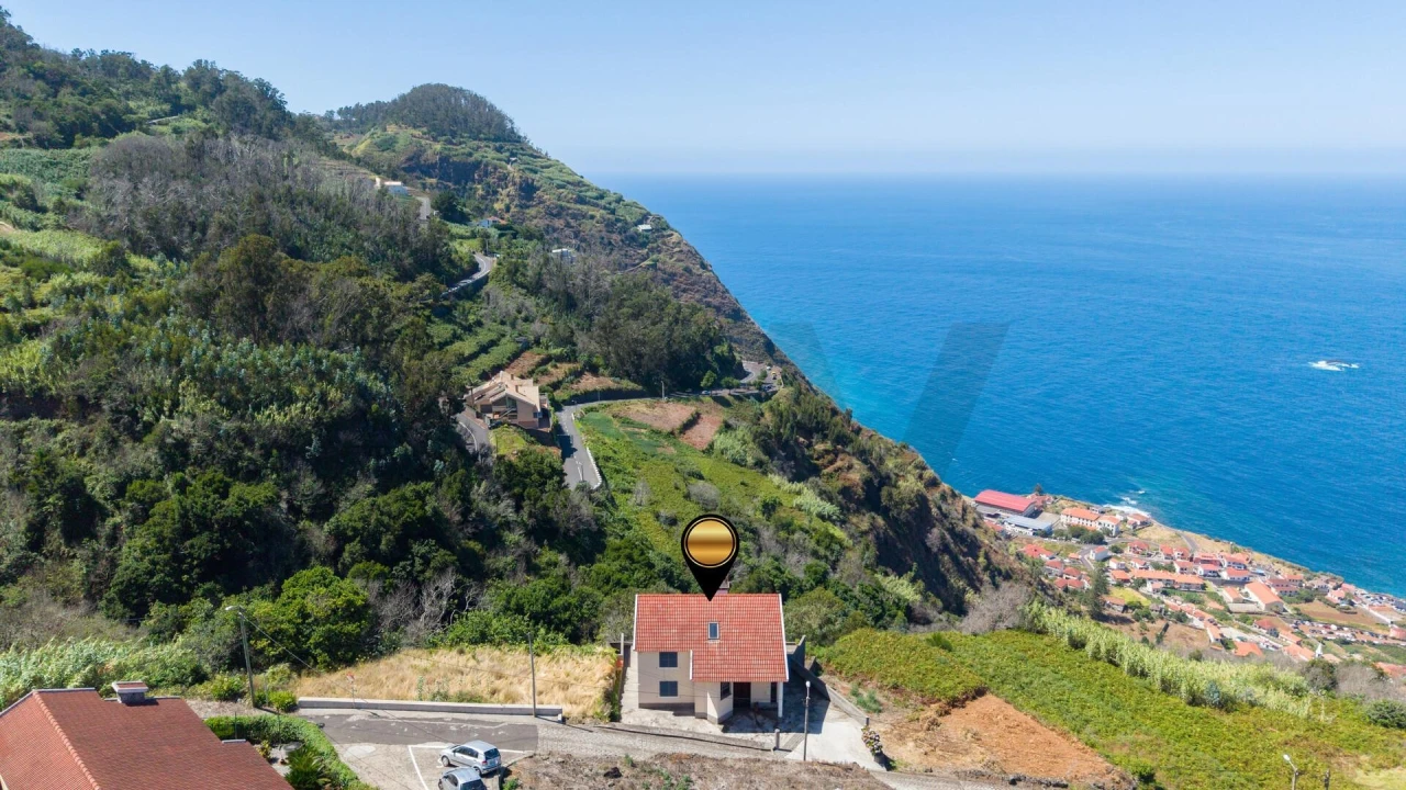 Moradia T3 para Venda em Porto Moniz Foto 10