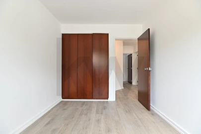 Apartamento T2 para Arrendamento em Estrela