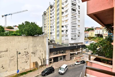 Apartamento T2 para Arrendamento em Estrela