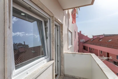 Apartamento T2 para Venda em Marvila