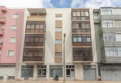 Apartamento T2 para Venda em Marvila