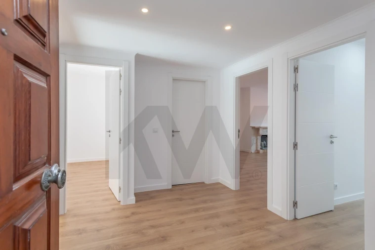Apartamento T2 para Venda em Marvila Foto 5