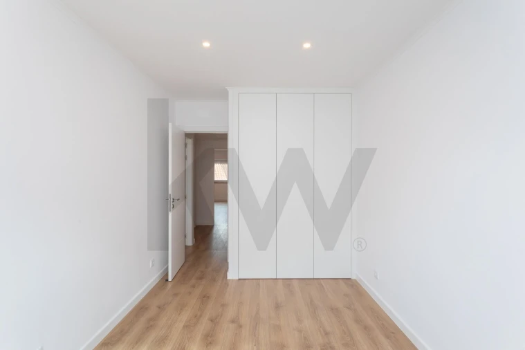 Apartamento T2 para Venda em Marvila Foto 6