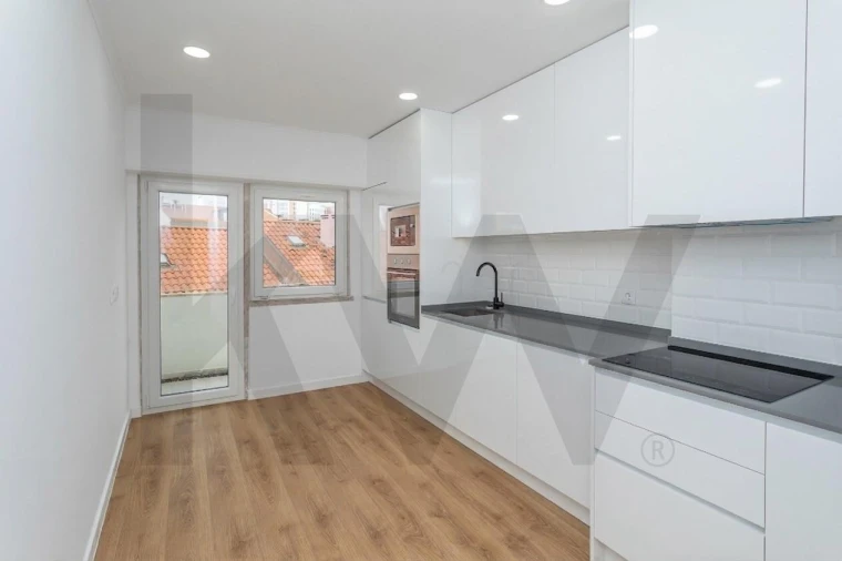 Apartamento T2 para Venda em Marvila Foto 26