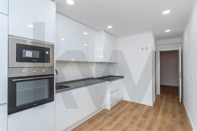 Apartamento T2 para Venda em Marvila Foto 15