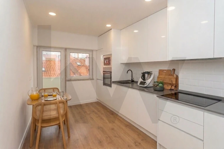 Apartamento T2 para Venda em Marvila Foto 4