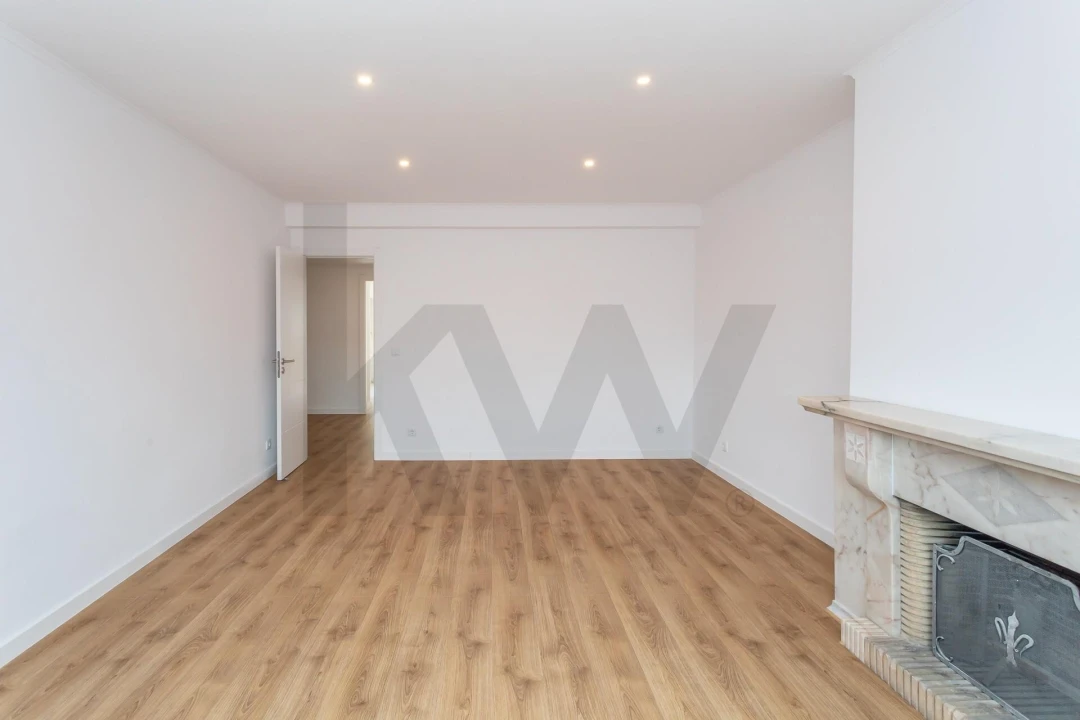 Apartamento T2 para Venda em Marvila Foto 13