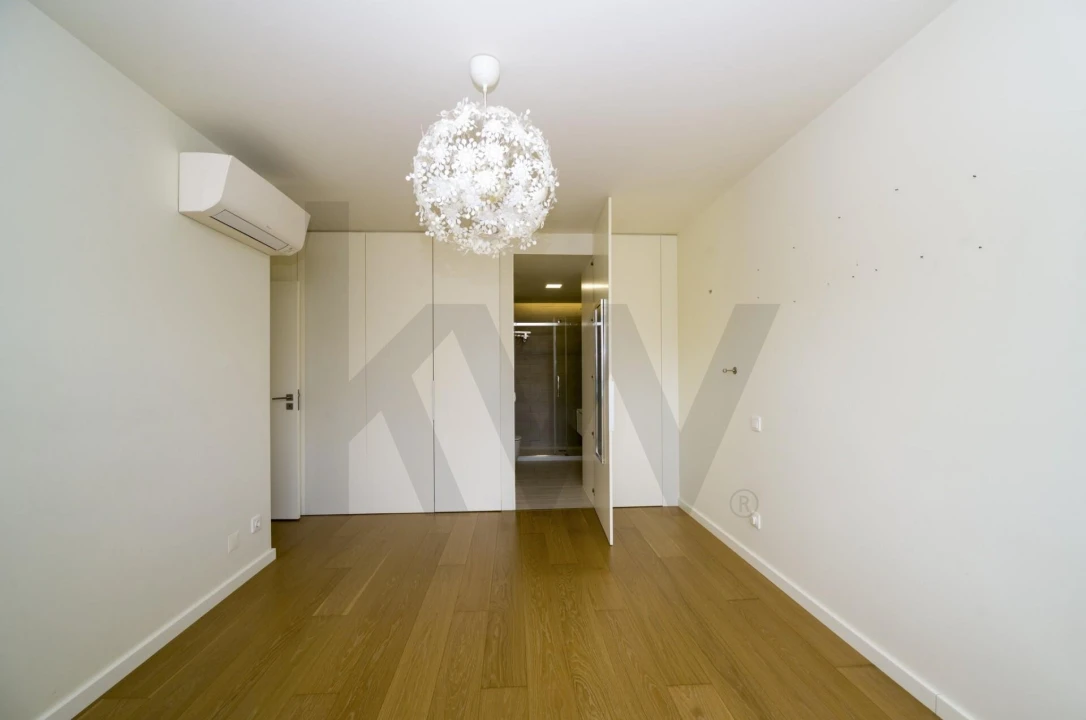 Apartamento T2 para Arrendamento em Carcavelos e Parede Foto 11
