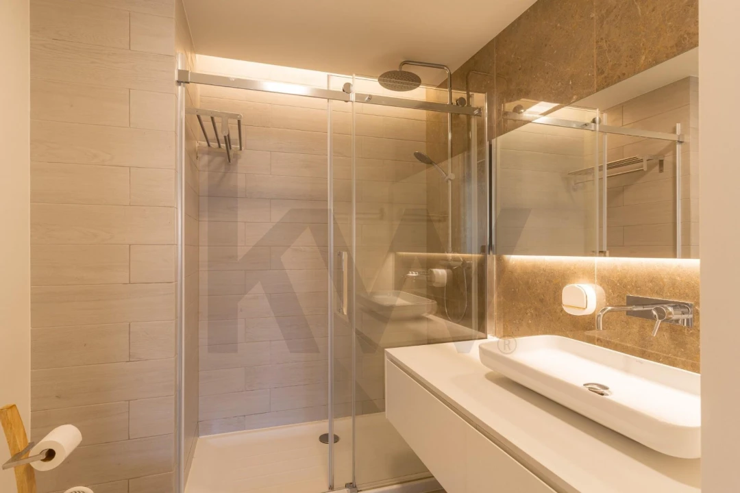 Apartamento T2 para Arrendamento em Carcavelos e Parede Foto 15