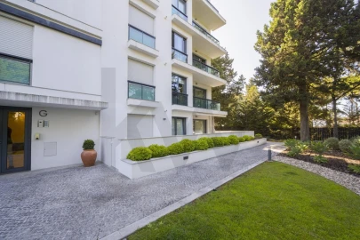 Apartamento T2 para Arrendamento em Carcavelos e Parede