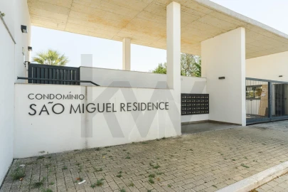 Apartamento T2 para Arrendamento em Carcavelos e Parede