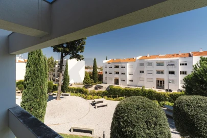 Apartamento T2 para Arrendamento em Carcavelos e Parede