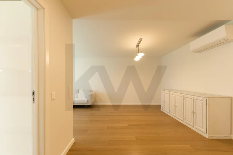 Apartamento T2 para Arrendamento em Carcavelos e Parede Foto 7
