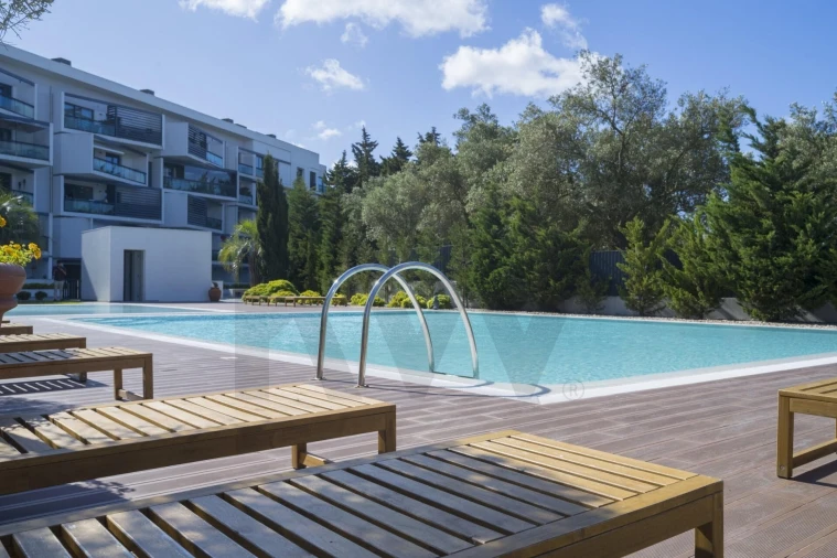 Apartamento T2 para Arrendamento em Carcavelos e Parede Foto 29