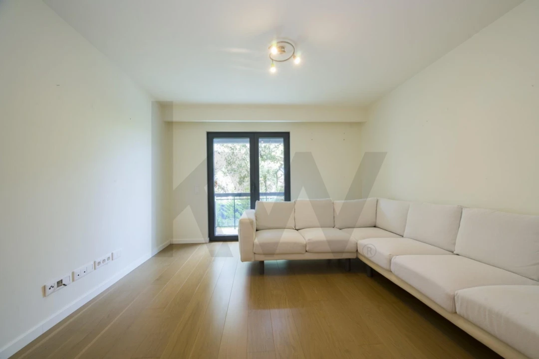 Apartamento T2 para Arrendamento em Carcavelos e Parede Foto 1