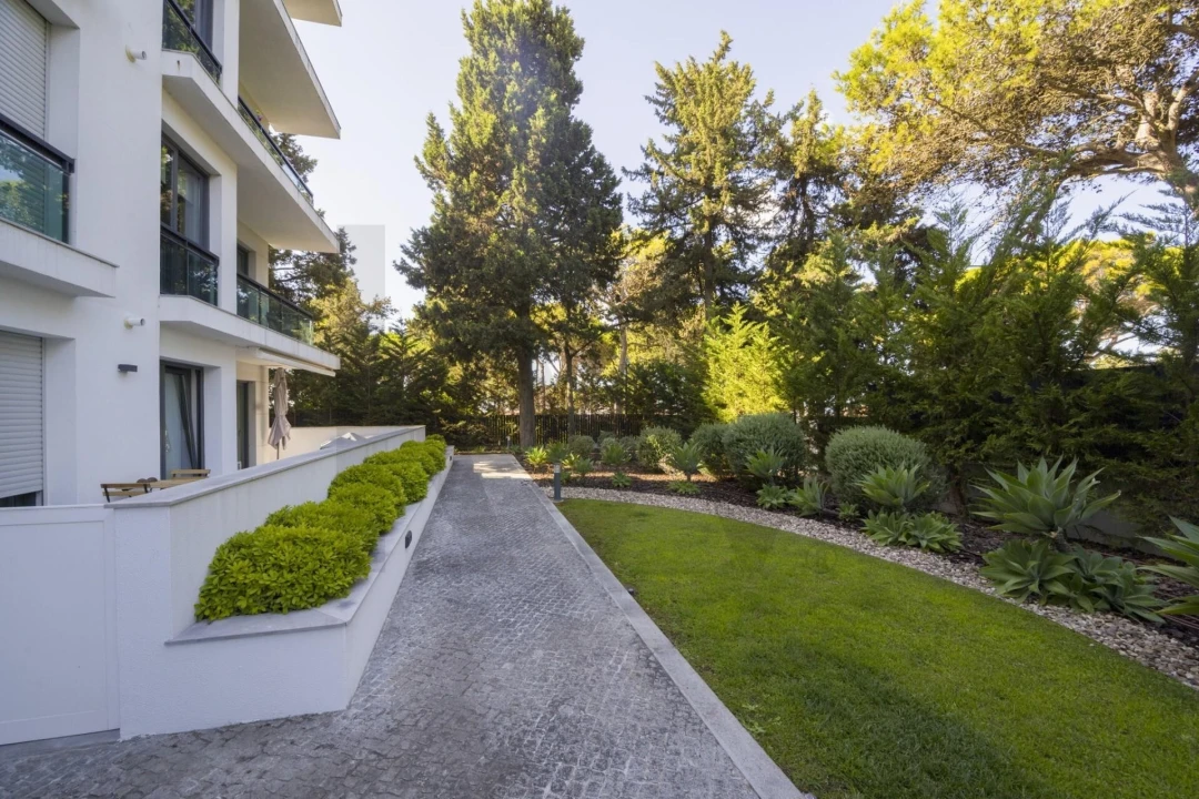 Apartamento T2 para Arrendamento em Carcavelos e Parede Foto 32