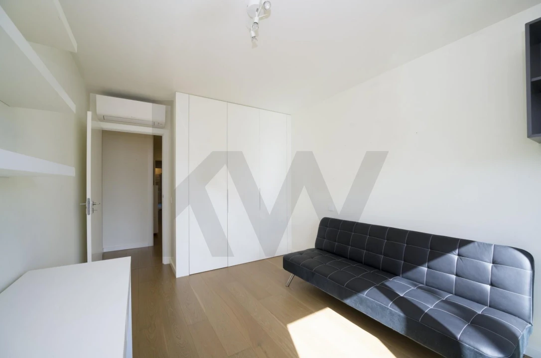 Apartamento T2 para Arrendamento em Carcavelos e Parede Foto 17