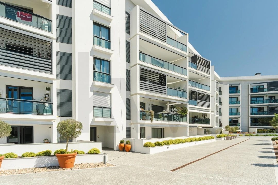 Apartamento T2 para Arrendamento em Carcavelos e Parede Foto 24