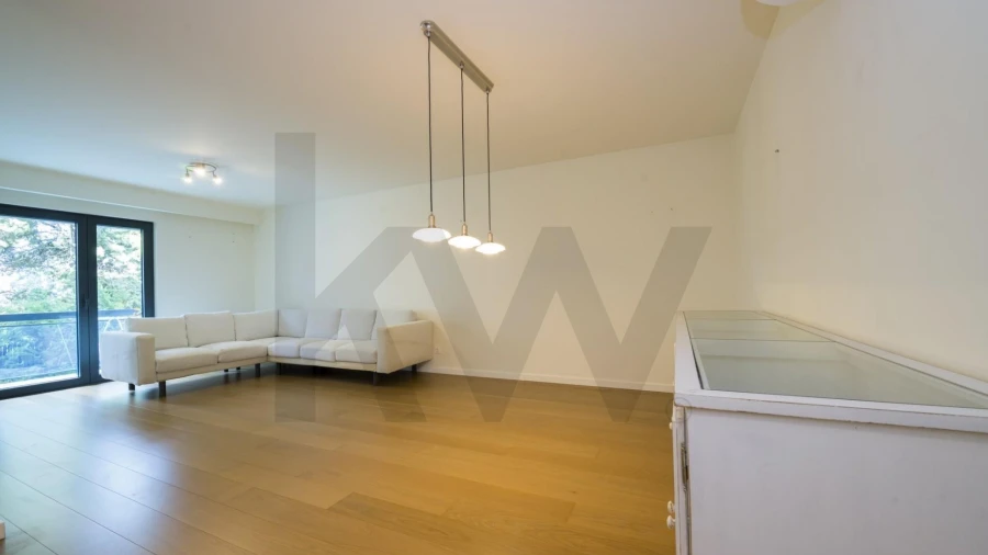 Apartamento T2 para Arrendamento em Carcavelos e Parede