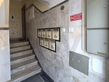 Apartamento T2 para Arrendamento em São Domingos de Benfica