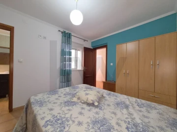 Apartamento T2 para Arrendamento em São Domingos de Benfica