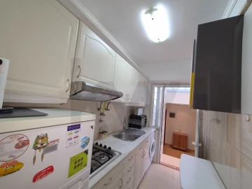 Apartamento T2 para Arrendamento em São Domingos de Benfica