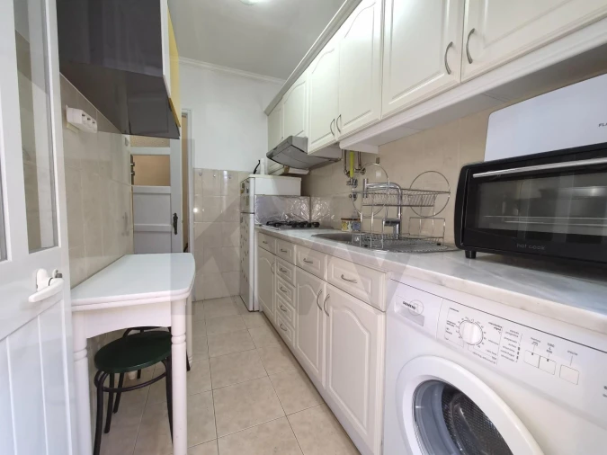 Apartamento T2 para Arrendamento em São Domingos de Benfica Foto 9