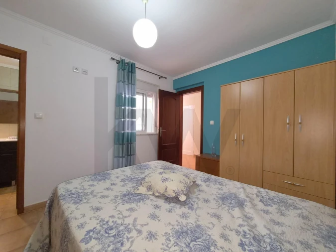 Apartamento T2 para Arrendamento em São Domingos de Benfica Foto 12