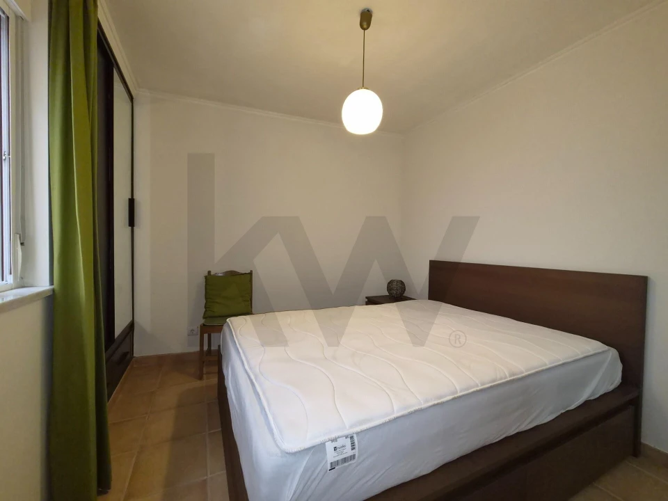 Apartamento T2 para Arrendamento em São Domingos de Benfica Foto 15