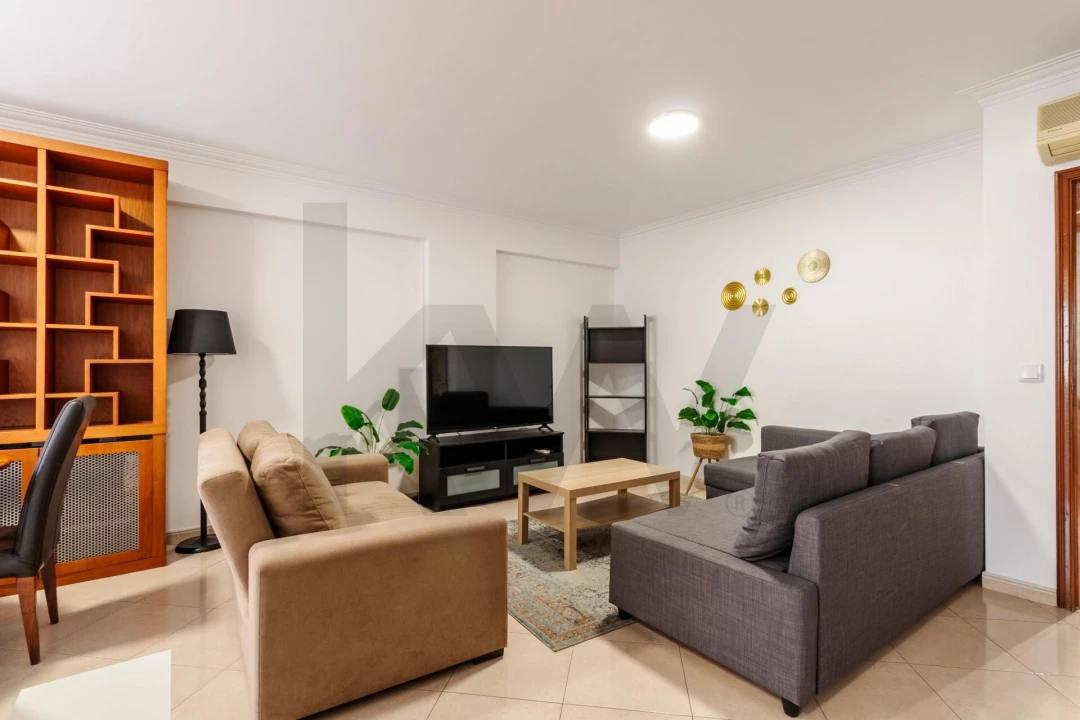 Apartamento T2 para Venda em Penha de França Foto 3