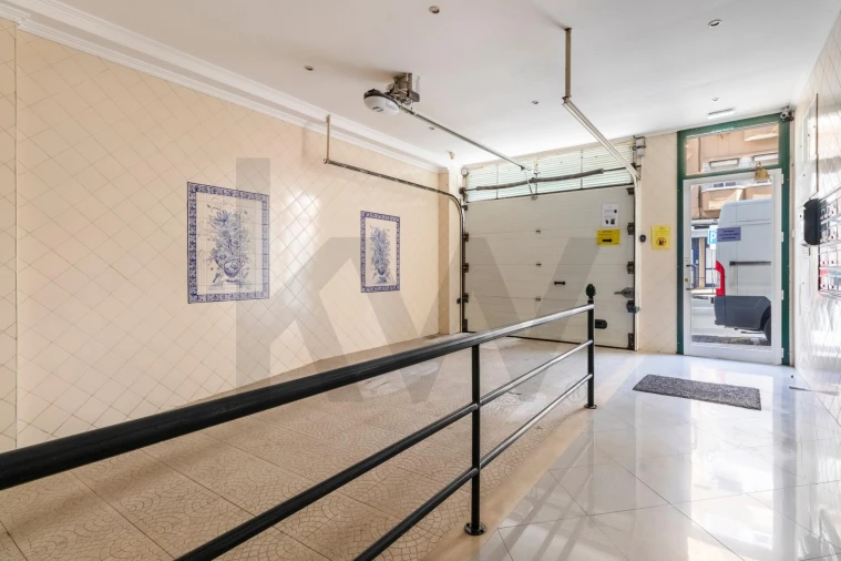 Apartamento T2 para Venda em Penha de França Foto 27