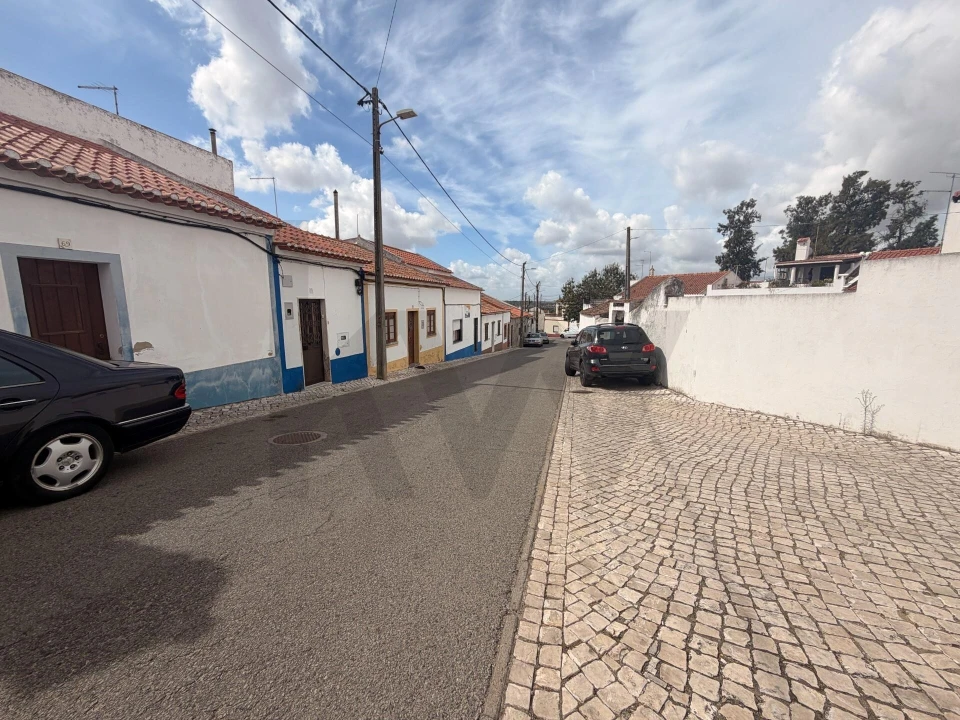 Moradia T2 para Venda em Torrão Foto 26