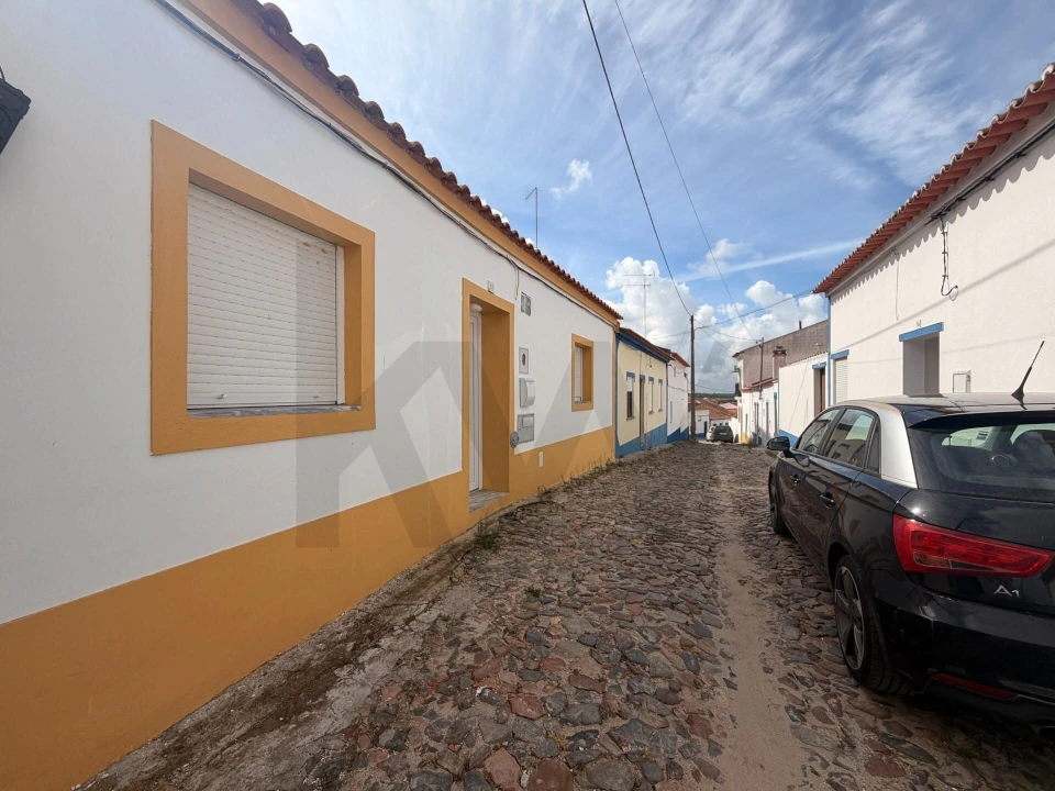 Moradia T2 para Venda em Torrão Foto 23